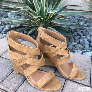 Cute Strappy Wedge Sandals Tan/Brown